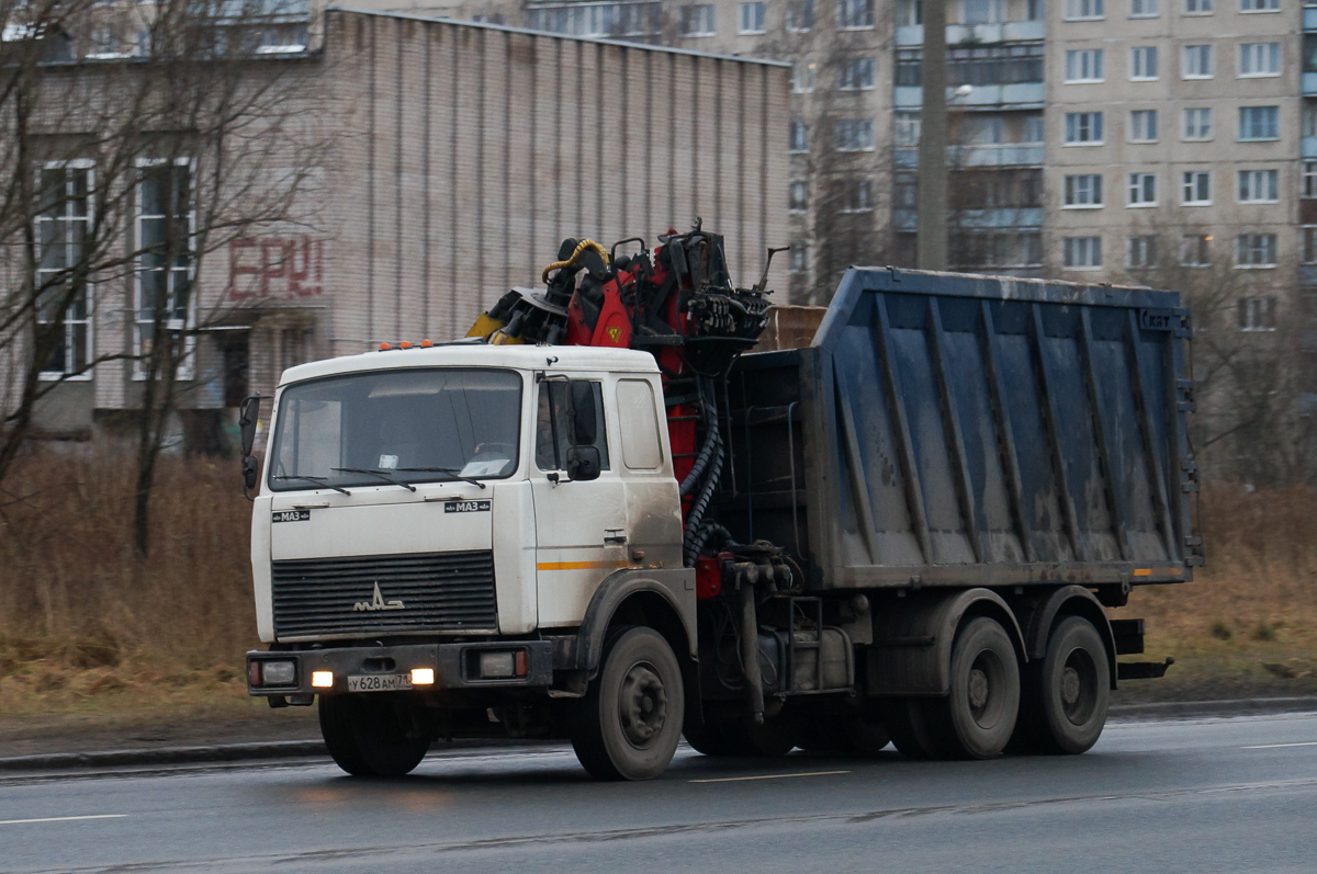 Тульская область, № У 628 АМ 71 — МАЗ-6303 (общая модель)