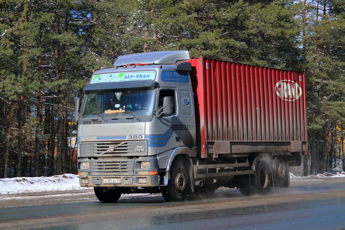 Санкт-Петербург, № В 185 ВА 98 — Volvo ('1993) FH12.380