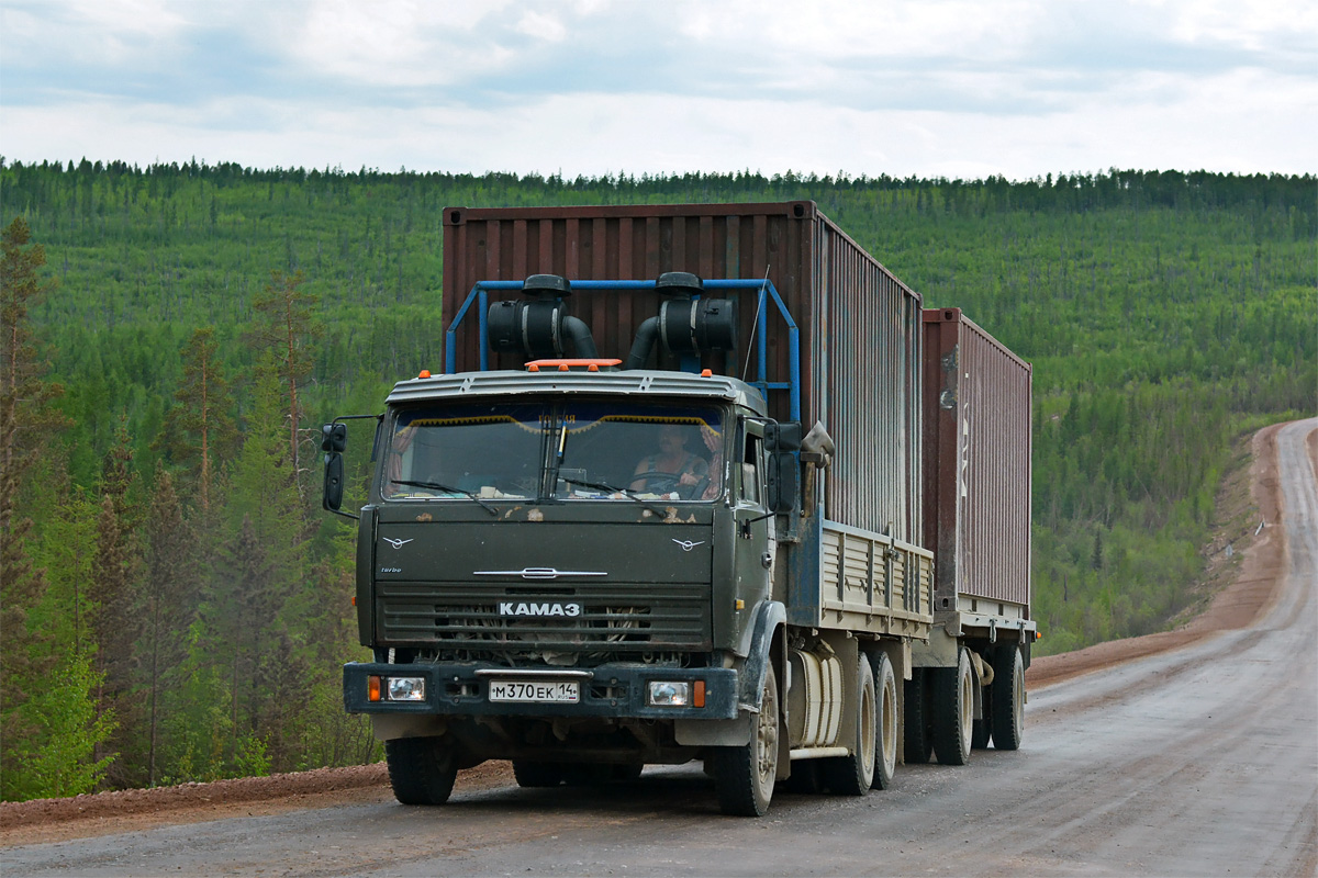 Саха (Якутия), № М 370 ЕК 14 — КамАЗ-53212