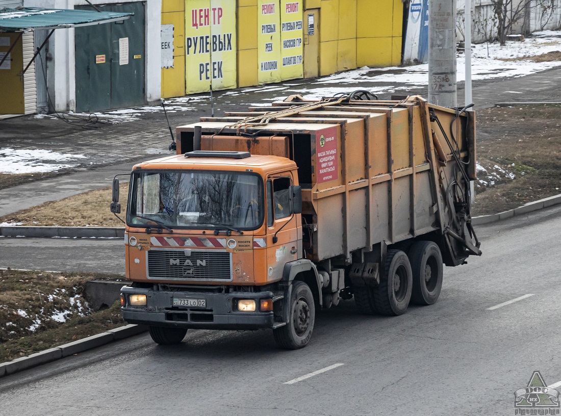 Алматы, № 733 LO 02 — MAN F90 (общая модель)