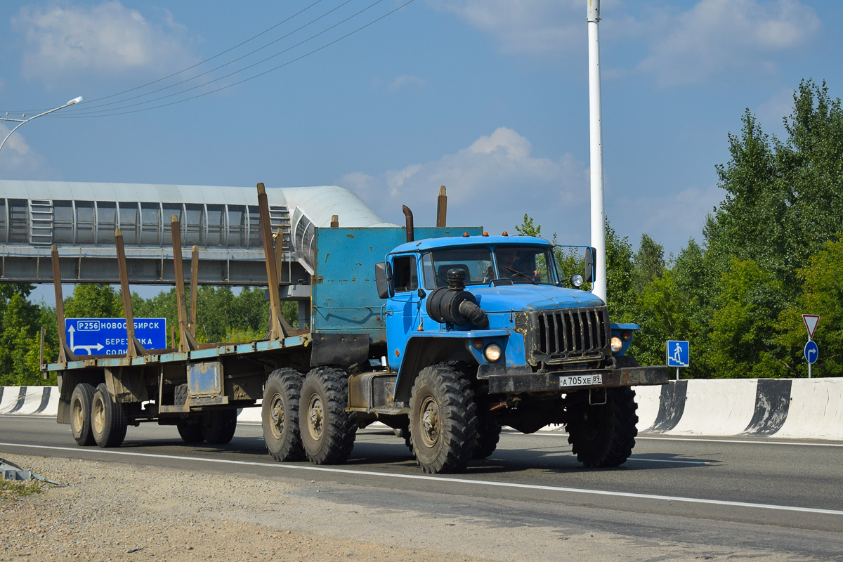 Алтайский край, № А 705 ХЕ 89 — Урал-4320 / 5557 (общая модель)