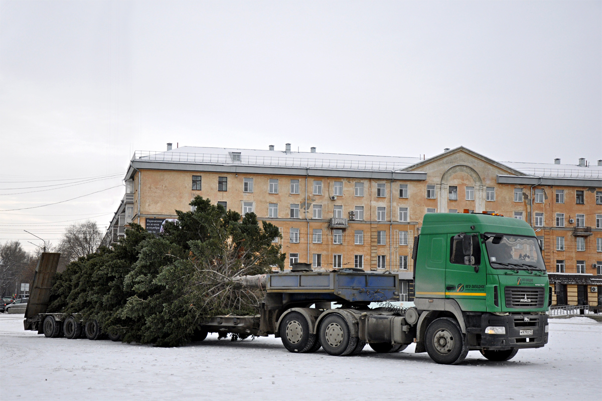 Алтайский край, № М 979 ХС 22 — МАЗ-6430B9