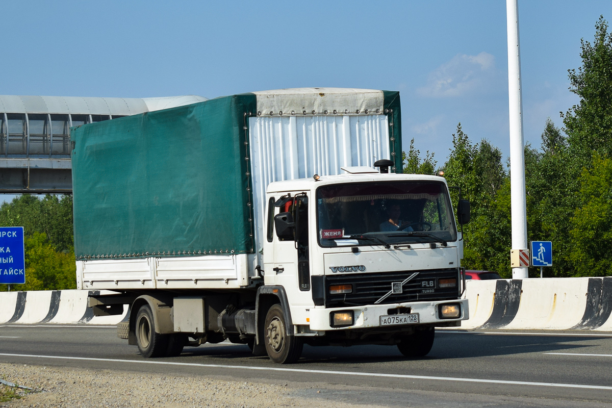 Алтайский край, № А 075 КА 122 — Volvo FL6