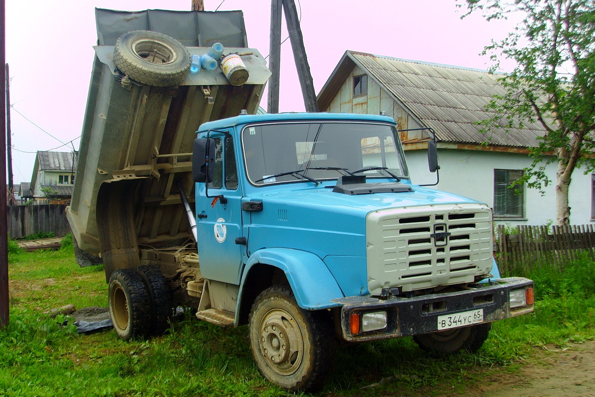 Сахалинская область, № В 344 УС 65 — ЗИЛ-494560