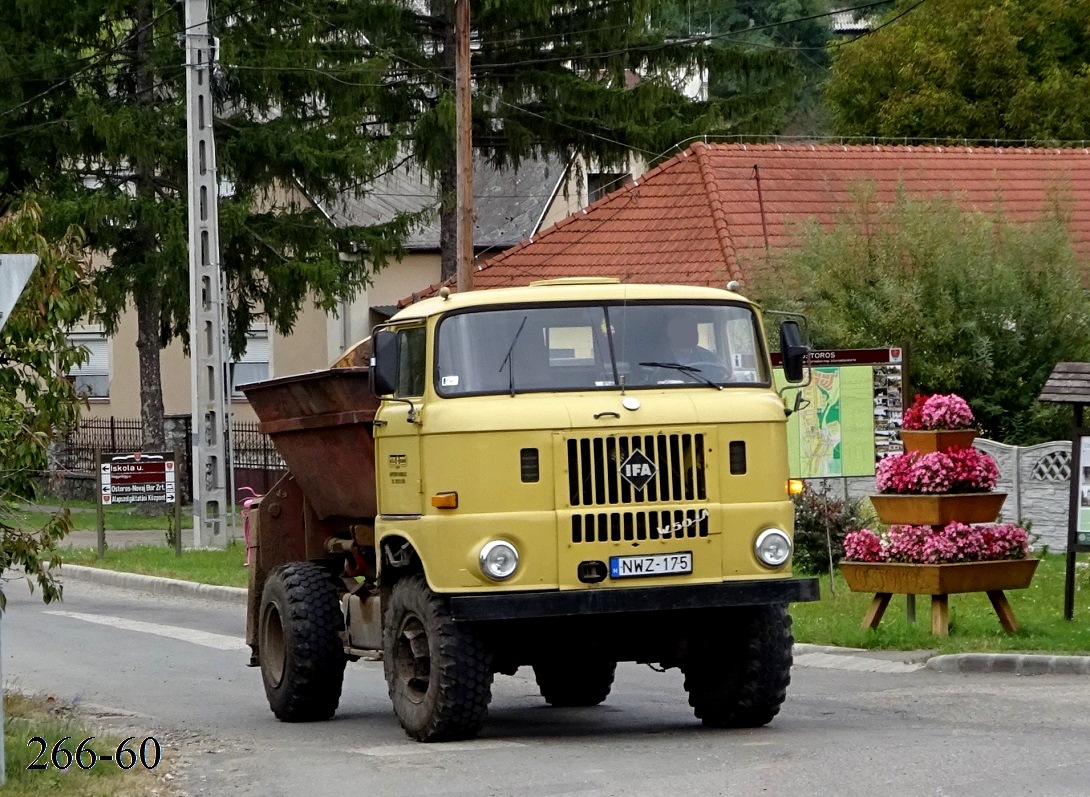 Венгрия, № NWZ-175 — IFA W50LA/K, LA/Z; Венгрия — Сбор винограда в Венгрии