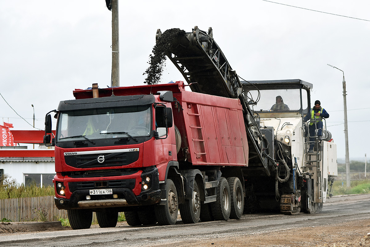 Московская область, № Р 311 ЕА 750 — Volvo ('2010) FMX.400 [X9P]