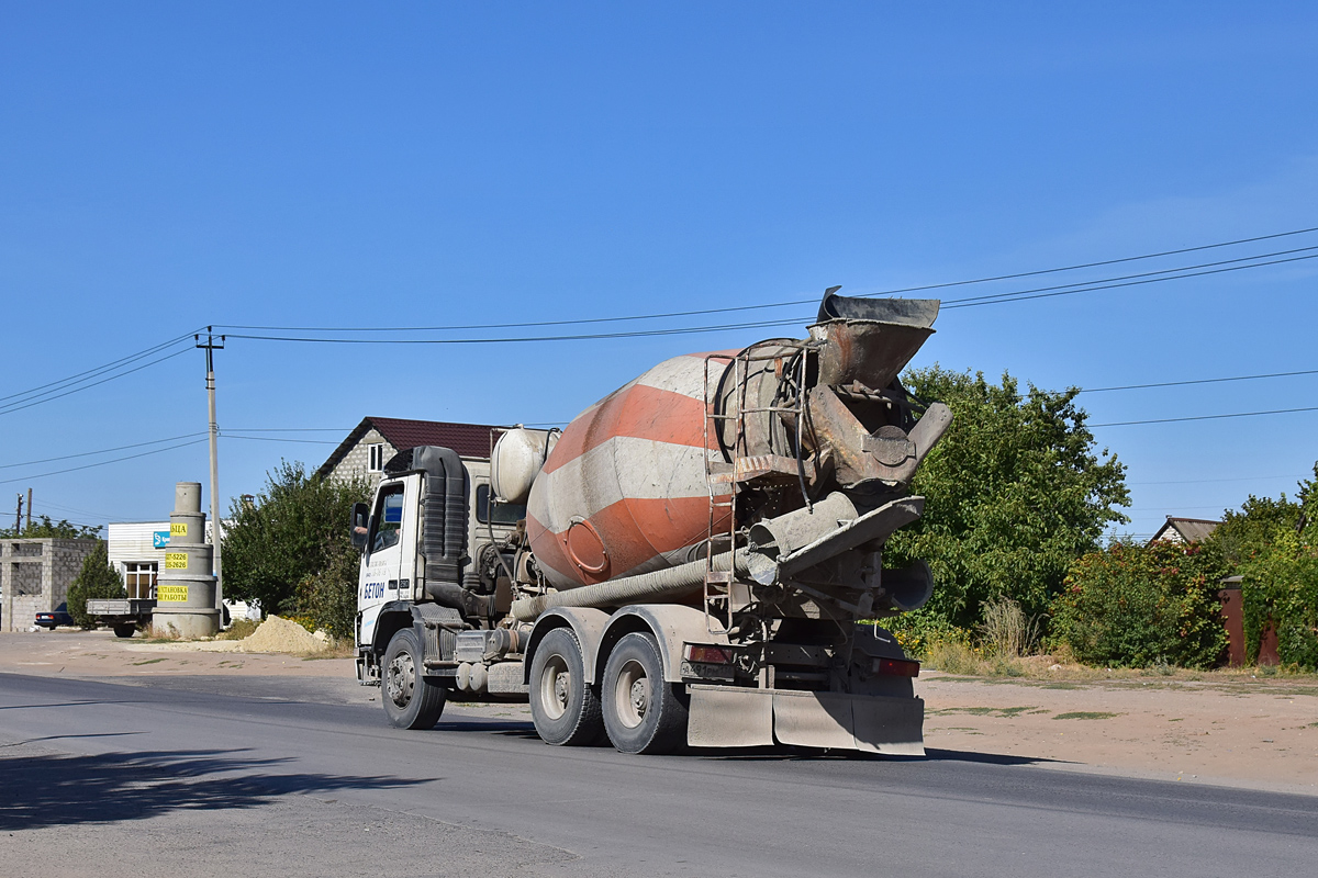 Волгоградская область, № А 491 РМ 134 — Volvo ('1998) FM7