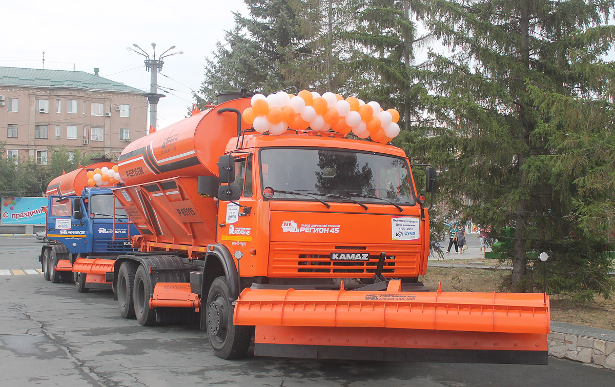 Оренбургская область, № А 992 ОЕ 164 — КамАЗ-65115-15 [65115R]; Оренбургская область, № А 951 ОЕ 164 — КамАЗ-65115-15 [65115R]; Оренбургская область — Разные фотографии (Автомобили)