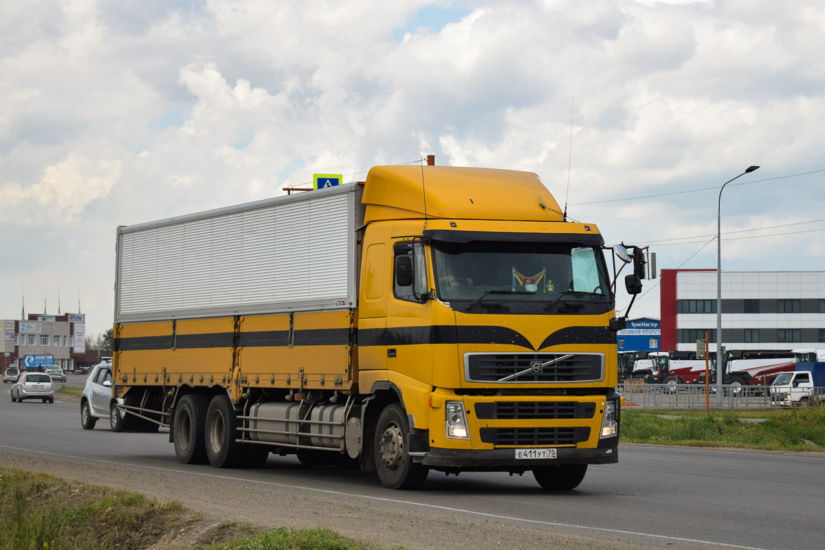 Томская область, № Е 411 УТ 70 — Volvo ('2002) FH12.380