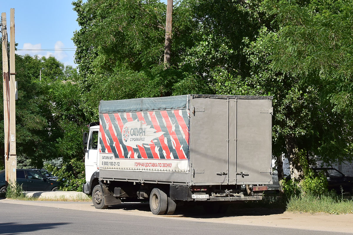 Волгоградская область, № Р 382 ВК 64 — МАЗ-437040 "Зубрёнок"