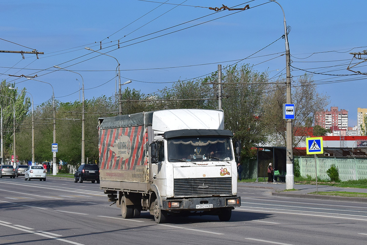 Волгоградская область, № Р 382 ВК 64 — МАЗ-437040 "Зубрёнок"