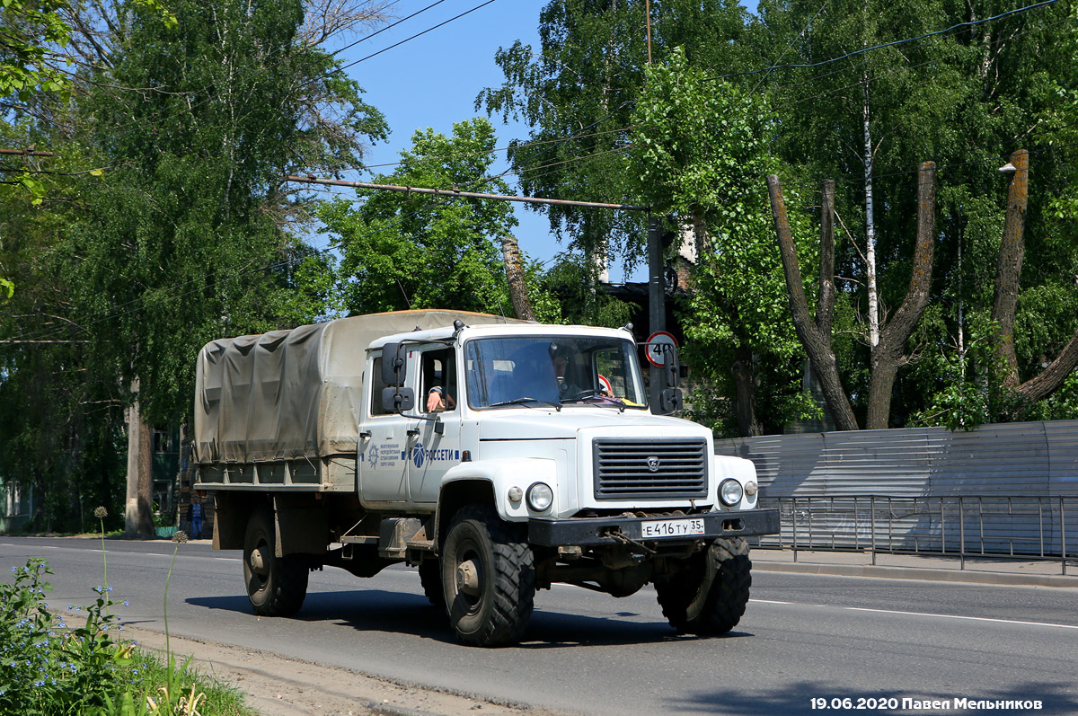 Вологодская область, № Е 416 ТУ 35 — ГАЗ-33081 «Садко»