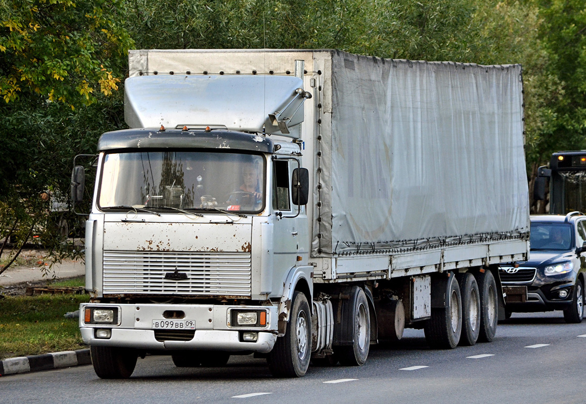 Карачаево-Черкесия, № В 099 ВВ 09 — МАЗ-54323