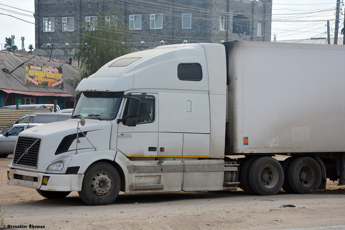 Тверская область, № Х 290 РН 69 — Volvo VNL670