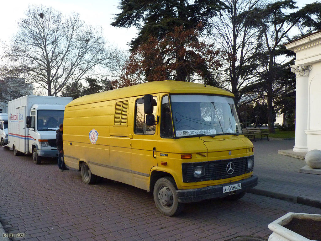 Севастополь, № А 901 МА 92 — Mercedes-Benz T2 ('1967)