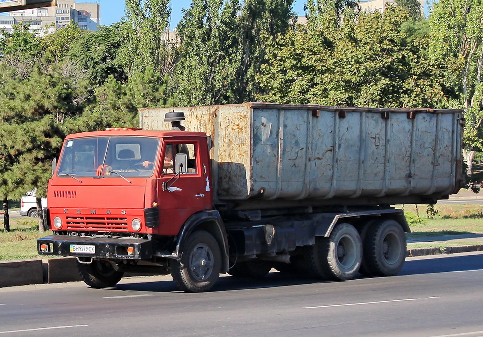 Одесская область, № ВН 9279 СХ — КамАЗ-53213