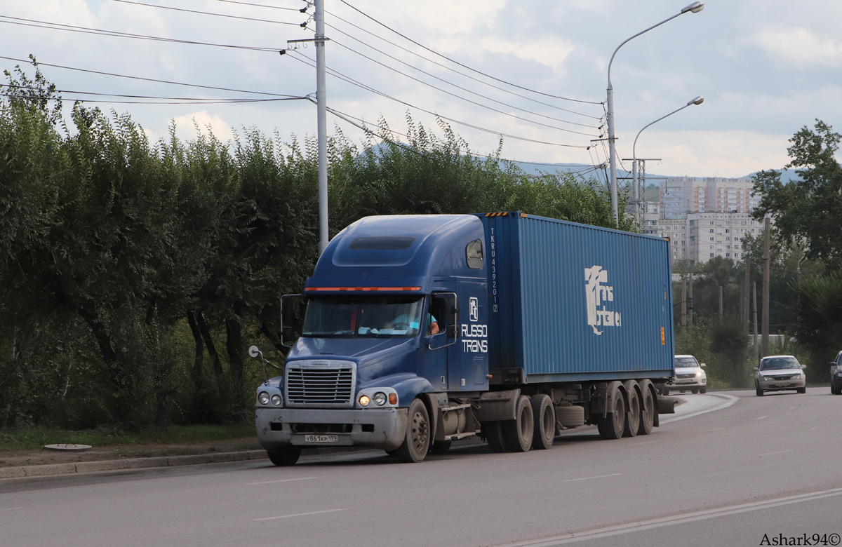 Москва, № У 861 КР 199 — Freightliner Century Class