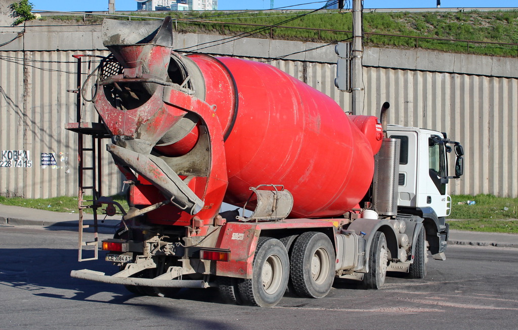 Киев, № СЕ 5084 АТ — IVECO EuroTrakker