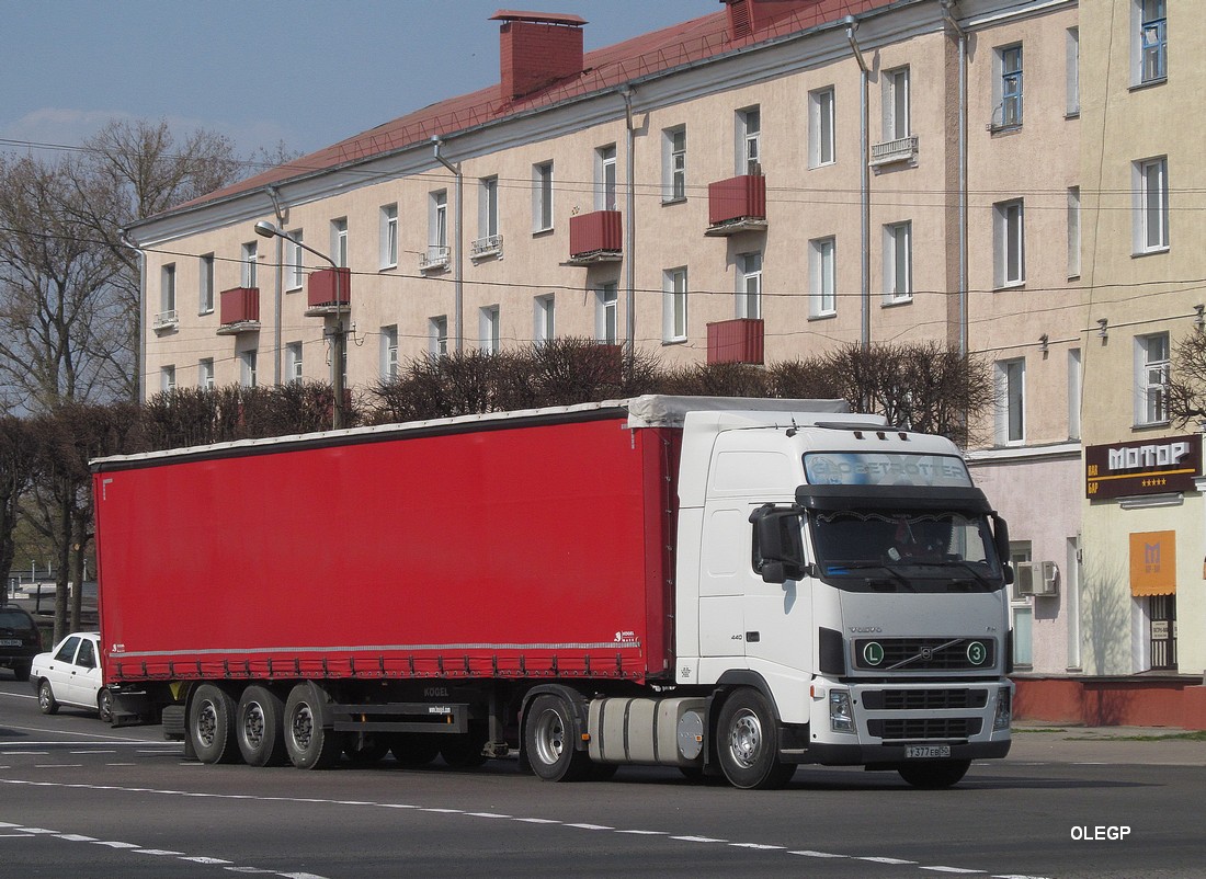 Московская область, № У 377 ЕВ 50 — Volvo ('2002) FH12.440