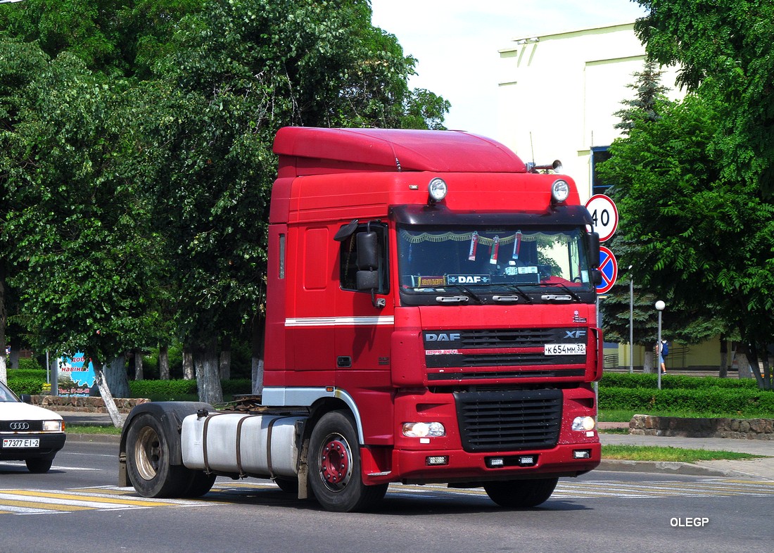 Брянская область, № К 654 ММ 32 — DAF XF95 FT