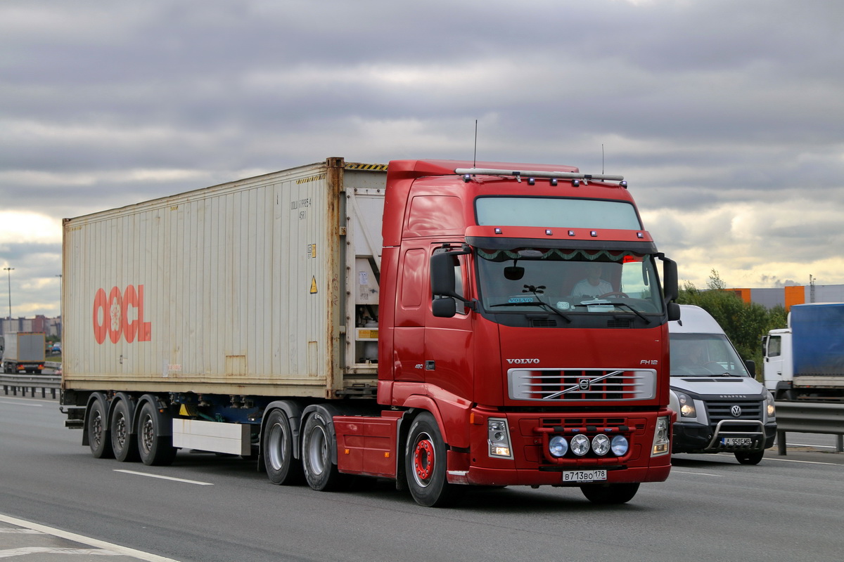 Санкт-Петербург, № В 713 ВО 178 — Volvo ('2002) FH12.460