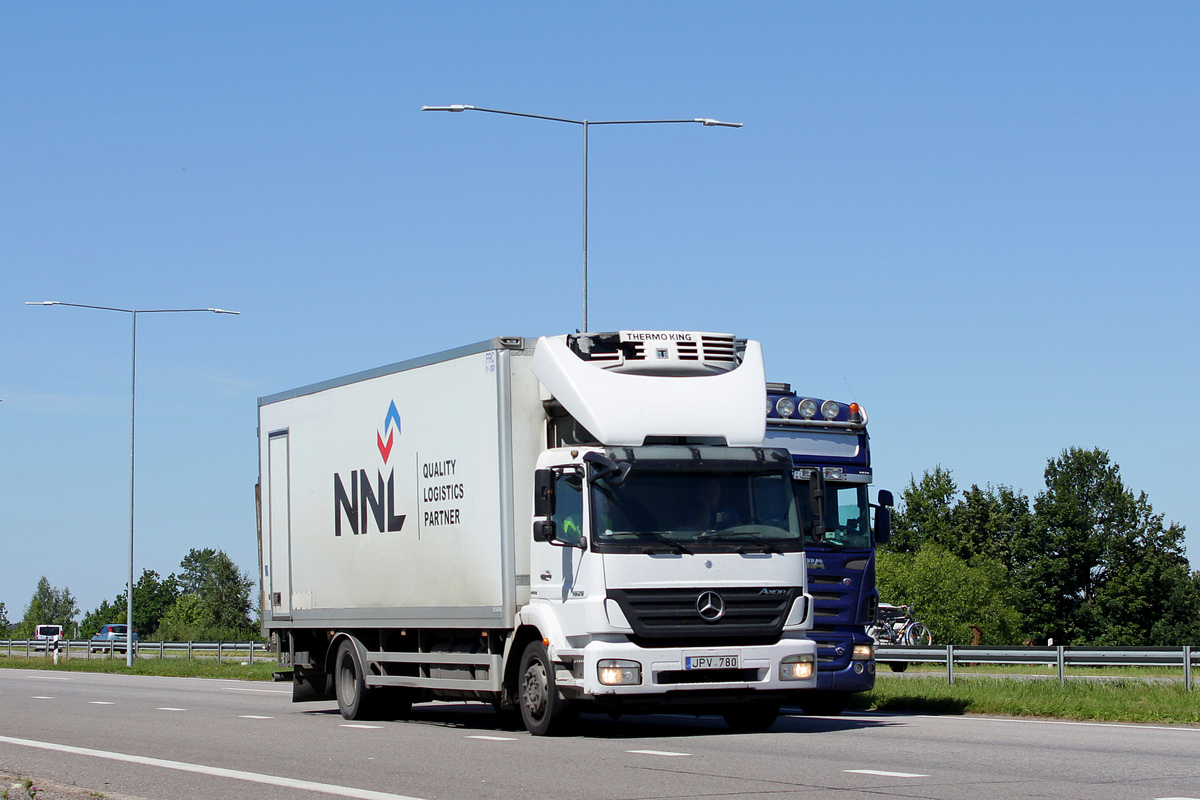 Литва, № JPV 780 — Mercedes-Benz Axor (общ.м)