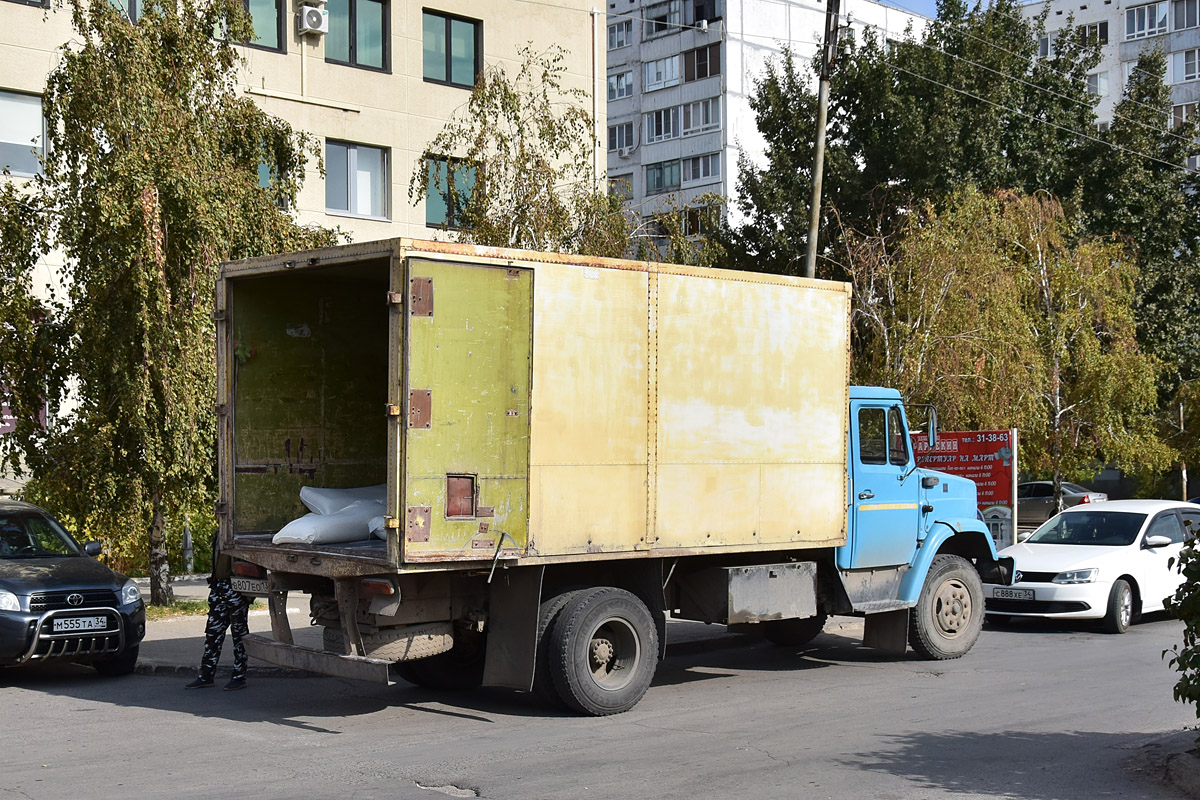 Волгоградская область, № В 807 ЕО 134 — ЗИЛ-433180