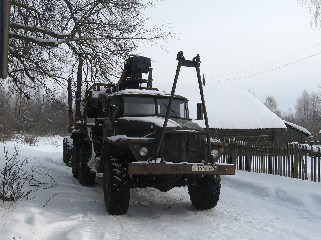 Тверская область, № О 154 РВ 69 — Урал-5557