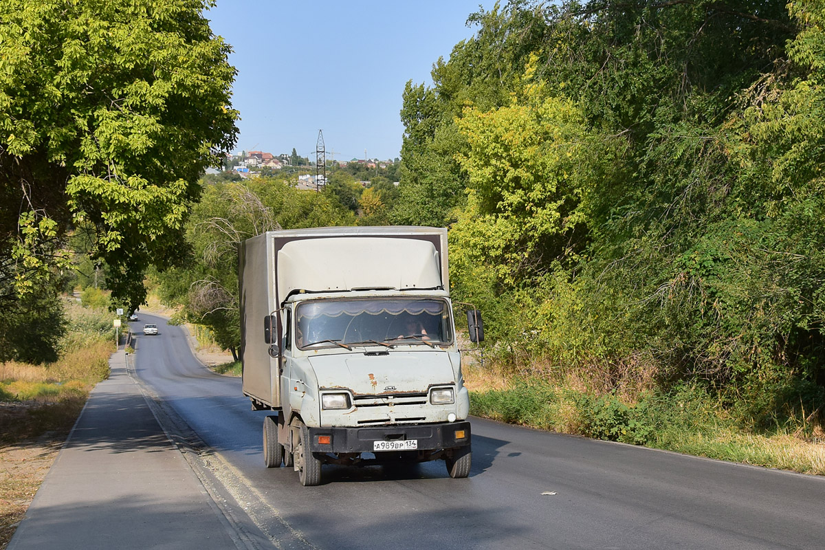 Волгоградская область, № А 989 ВР 134 — ЗИЛ-5301БО "Бычок"