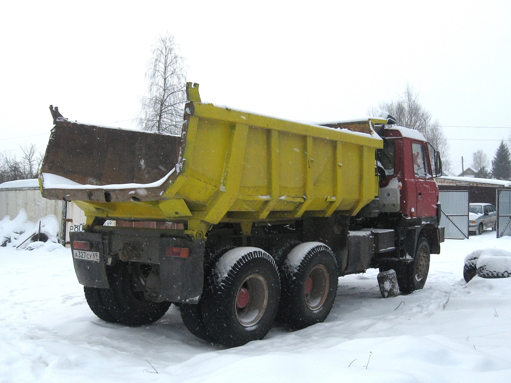 Тверская область, № А 327 СУ 69 — Tatra 815 S1