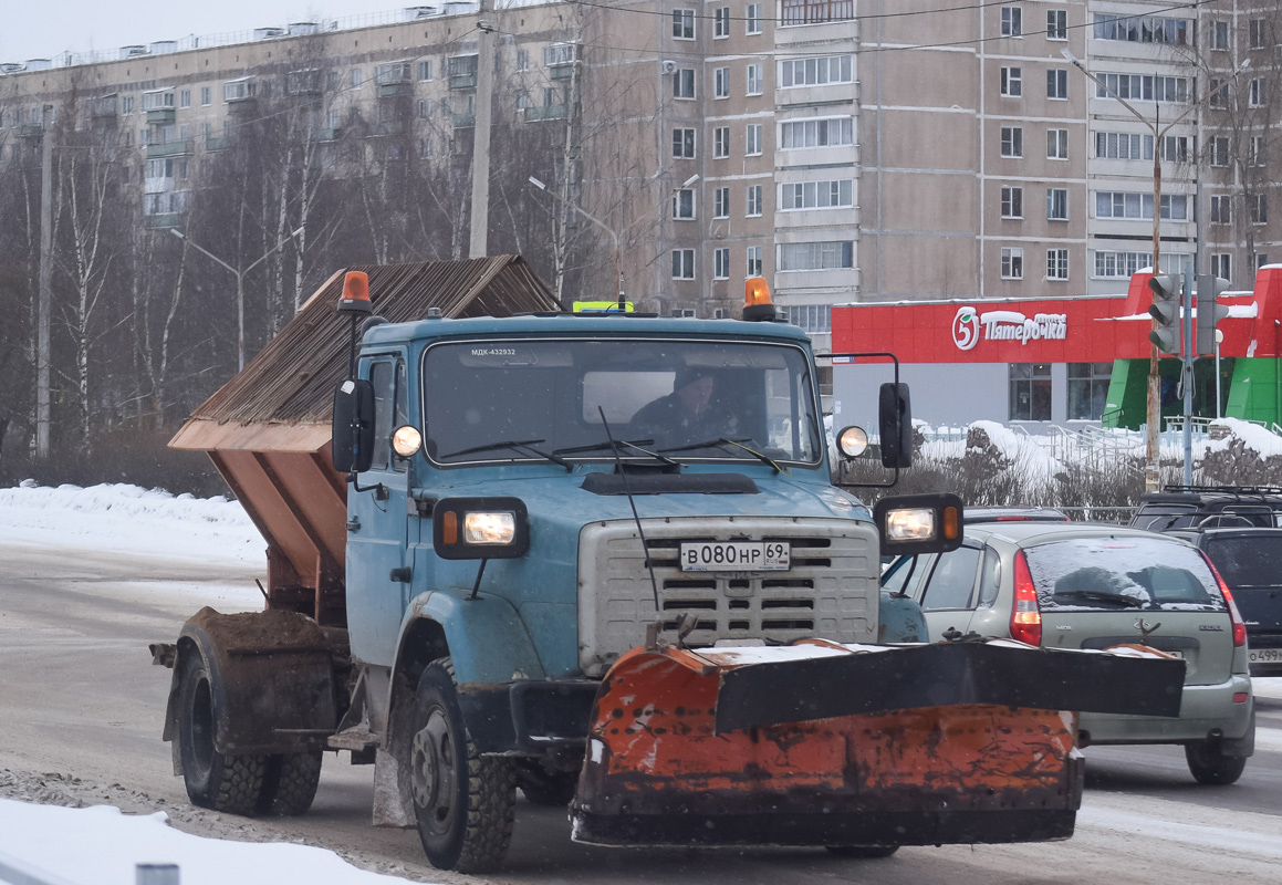 Тверская область, № В 080 НР 69 — ЗИЛ-432932