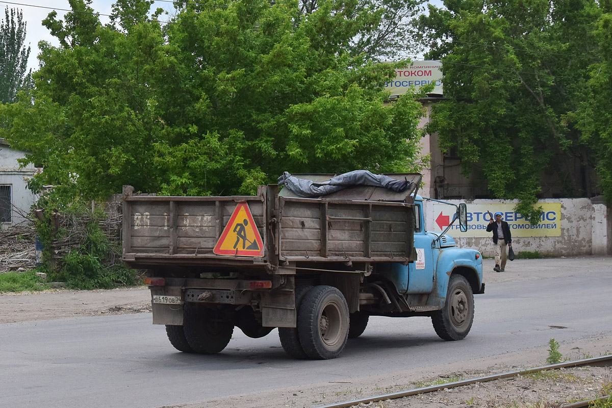 Волгоградская область, № 1055 — ЗИЛ-495710