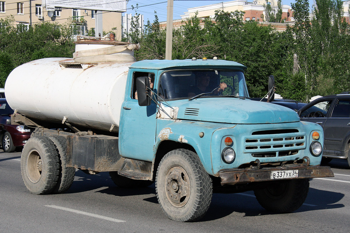 Волгоградская область, № В 337 УХ 34 — ЗИЛ-130 (общая модель)