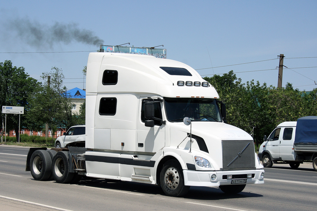 Волгоградская область, № А 611 АА 34 — Volvo VNL780