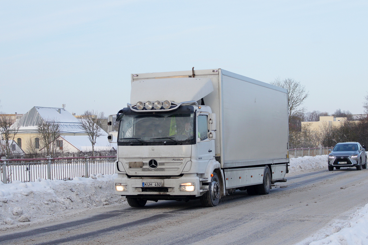 Литва, № KUH 492 — Mercedes-Benz Axor (общ.м)