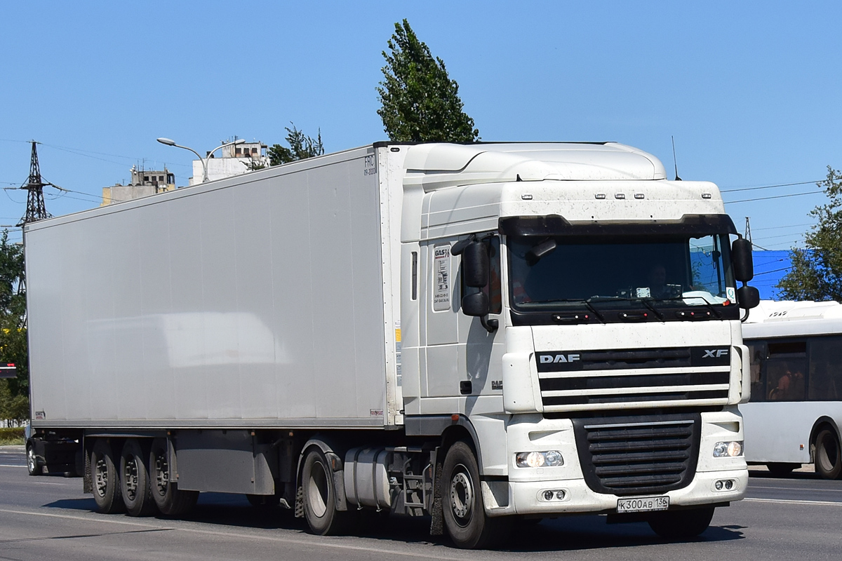 Воронежская область, № К 300 АВ 136 — DAF XF105 FT