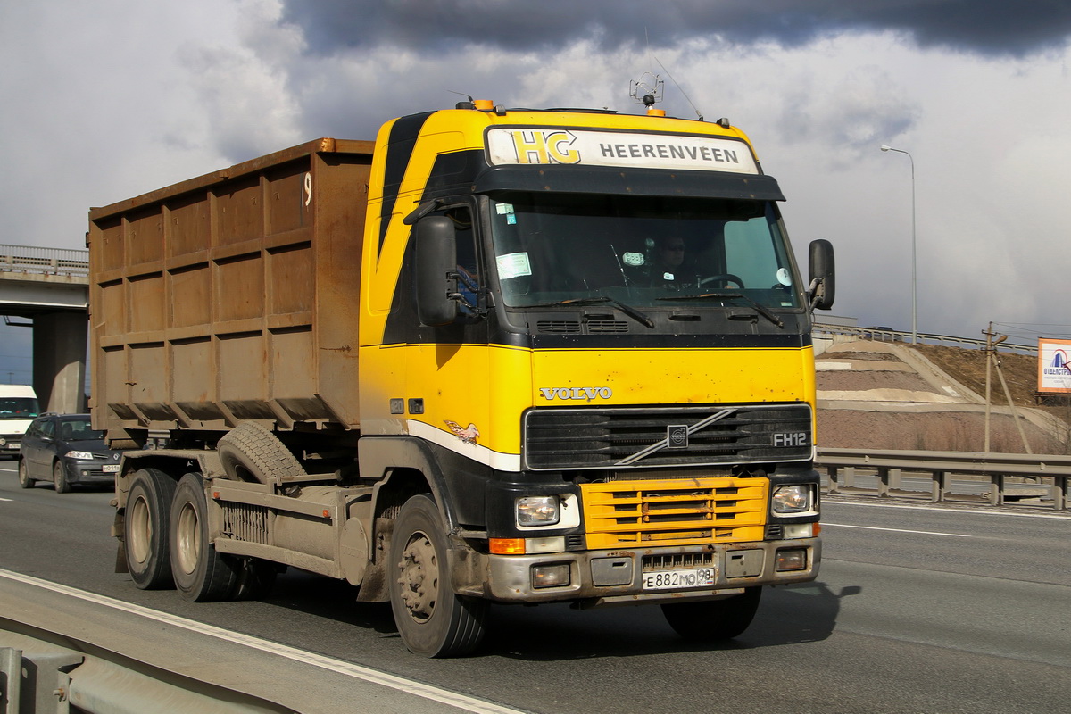 Санкт-Петербург, № Е 882 МО 98 — Volvo ('1993) FH12.420