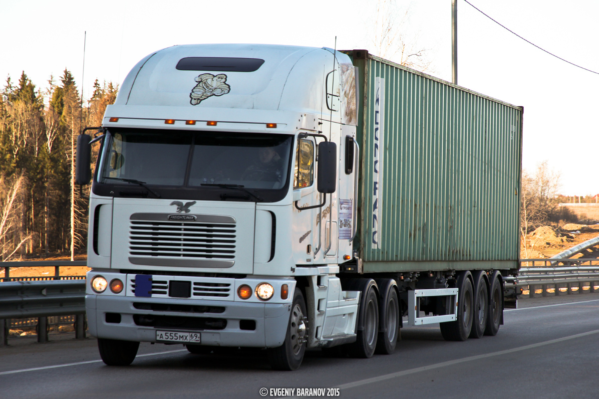 Тверская область, № А 555 МХ 69 — Freightliner Argosy