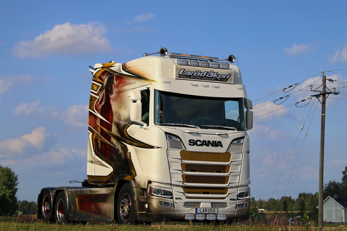 Швеция, № LARÖDS — Scania ('2016) S500