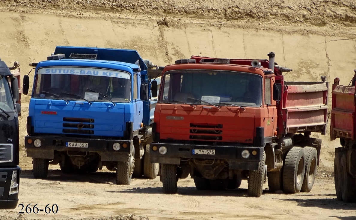 Венгрия, № KAA-653 — Tatra 815-2 S3; Венгрия, № LPY-576 — Tatra 815-2 S3