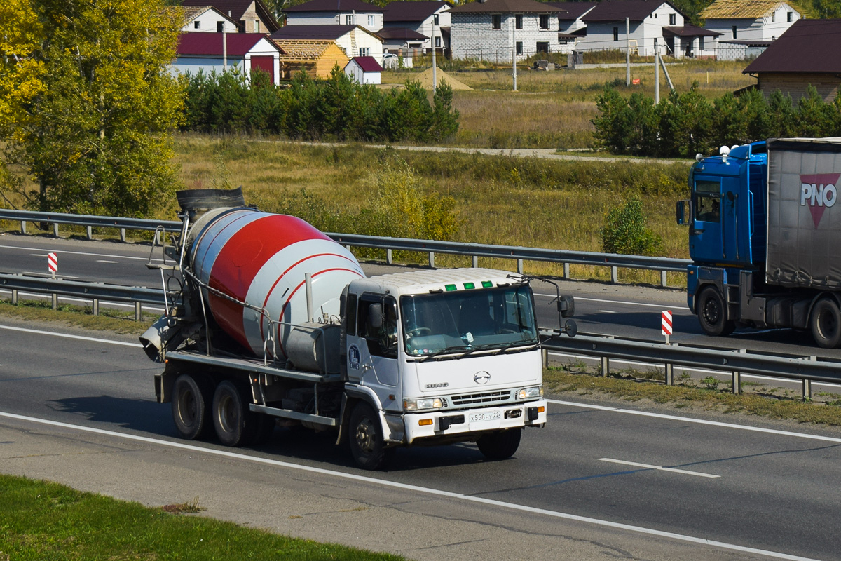 Алтайский край, № Х 558 НУ 22 — Hino Profia