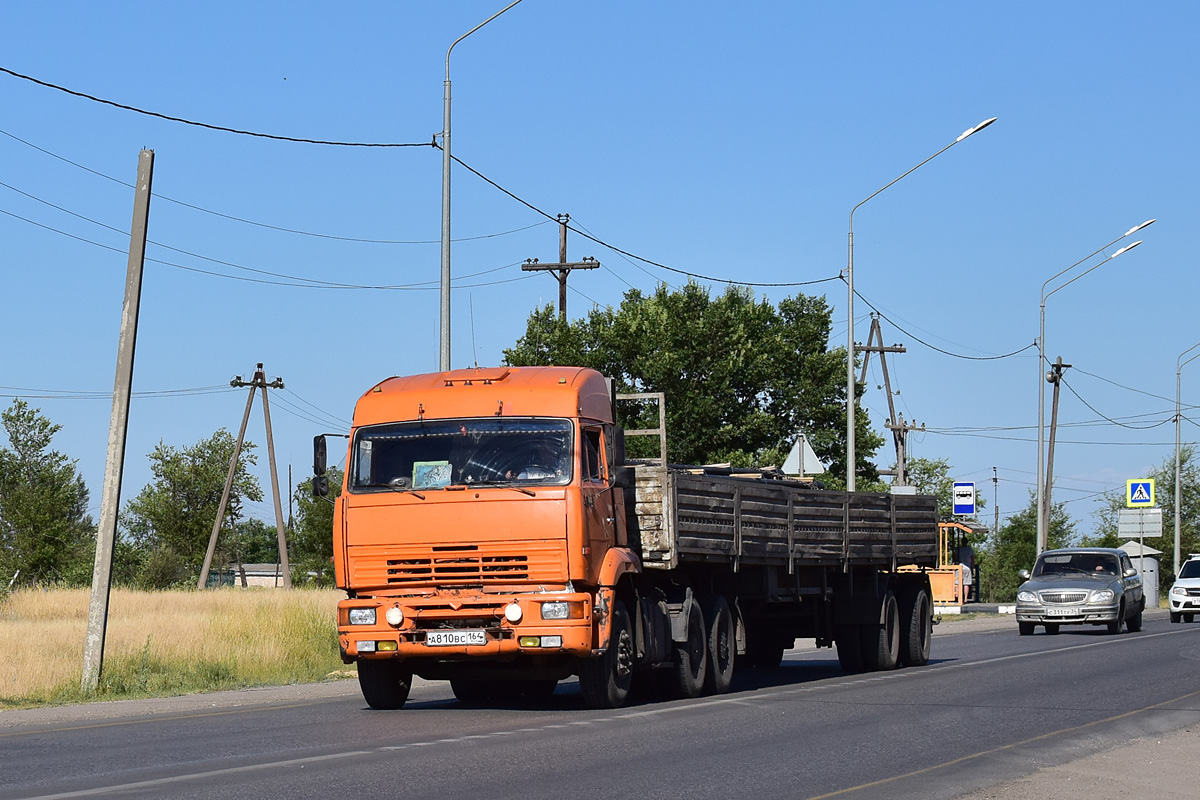 Саратовская область, № А 810 ВС 164 — КамАЗ-6460 [646000]