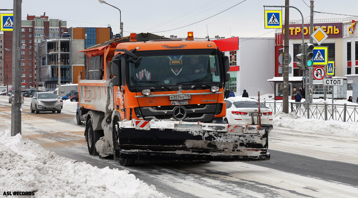 Санкт-Петербург, № В 352 АХ 178 — Mercedes-Benz Actros ('2009) 2041