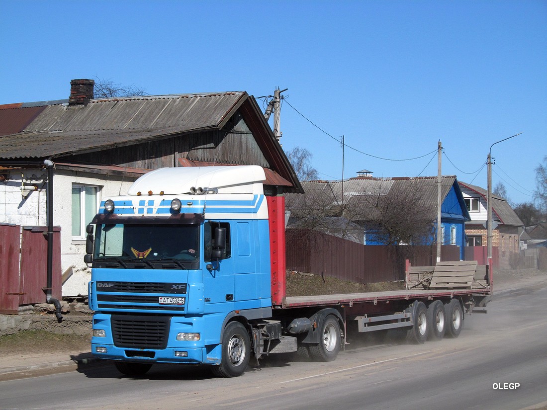 Минская область, № АТ 4532-5 — DAF XF95 FT