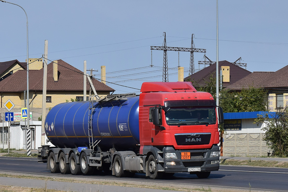 Саратовская область, № В 290 АТ 164 — MAN TGX ('2007) (общая модель)