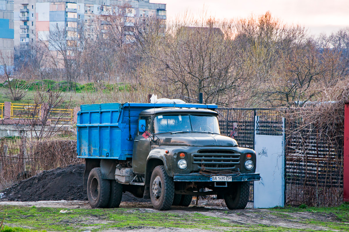 Кировоградская область, № ВА 1490 ЕН — ЗИЛ-495810