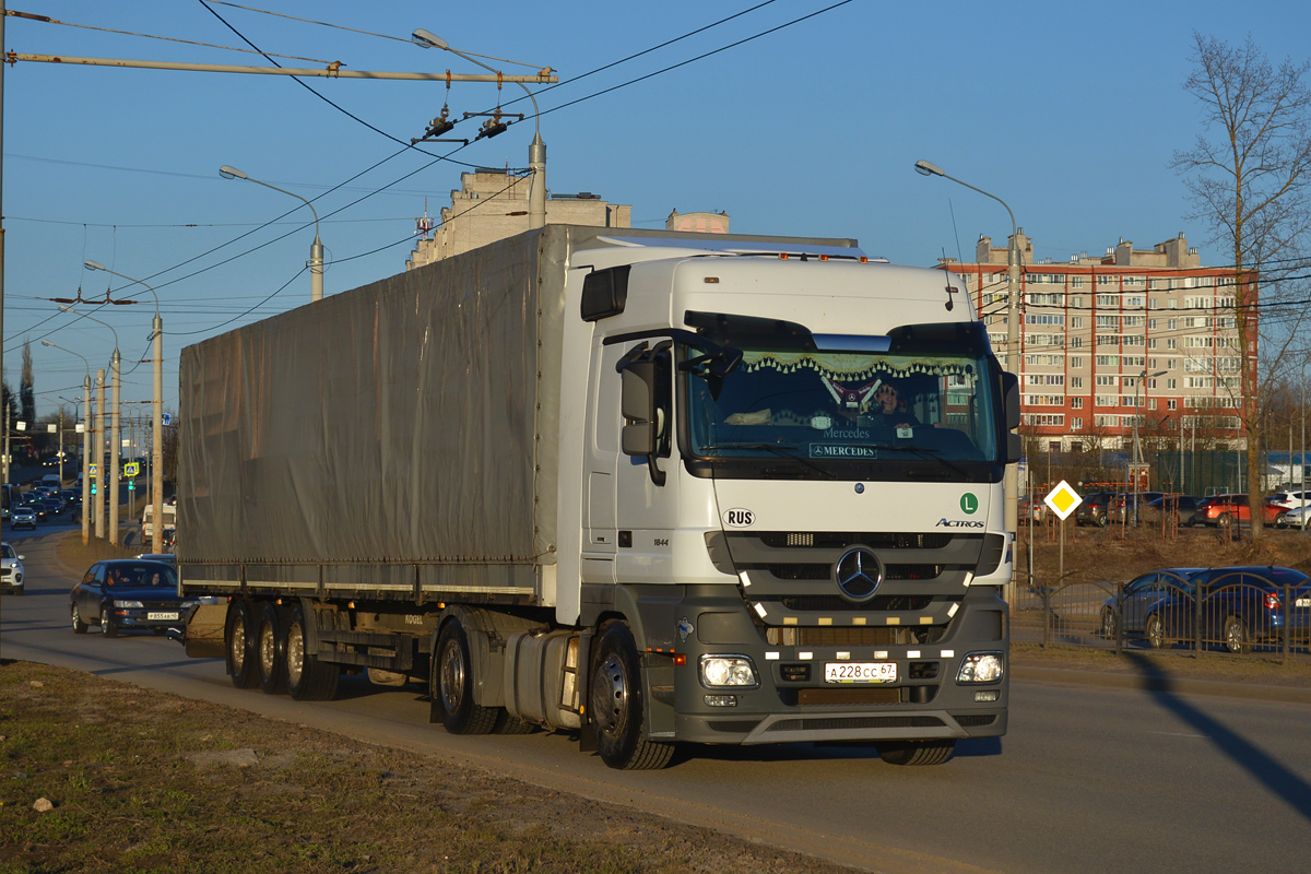 Смоленская область, № А 228 СС 67 — Mercedes-Benz Actros ('2009) 1844