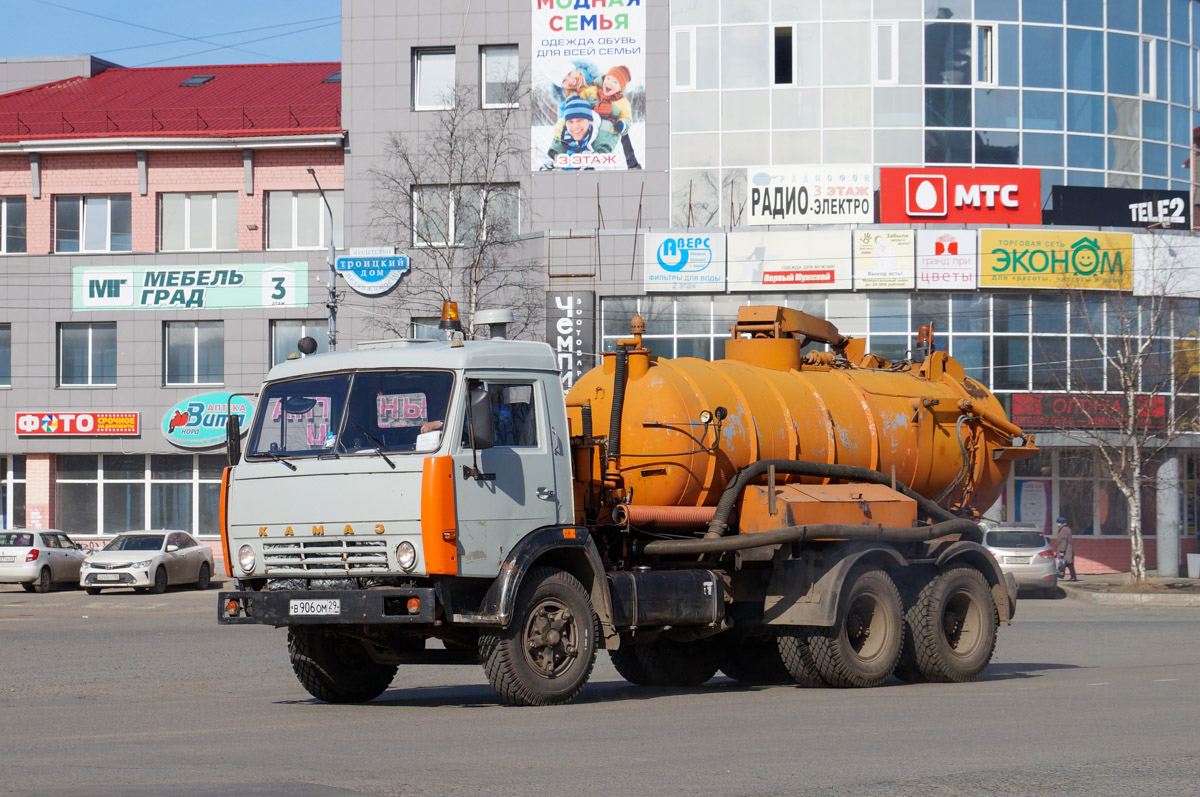 Архангельская область, № В 906 ОМ 29 — КамАЗ-53213