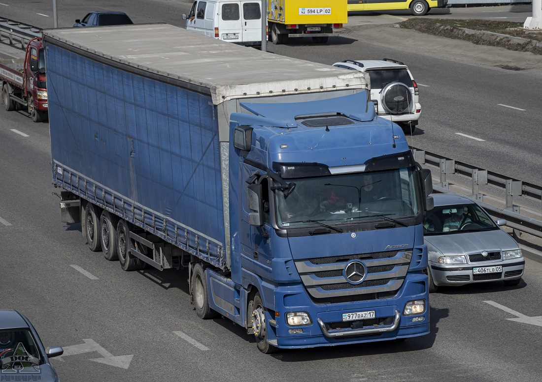 Шымкент, № 977 BAZ 17 — Mercedes-Benz Actros ('2003) 1841