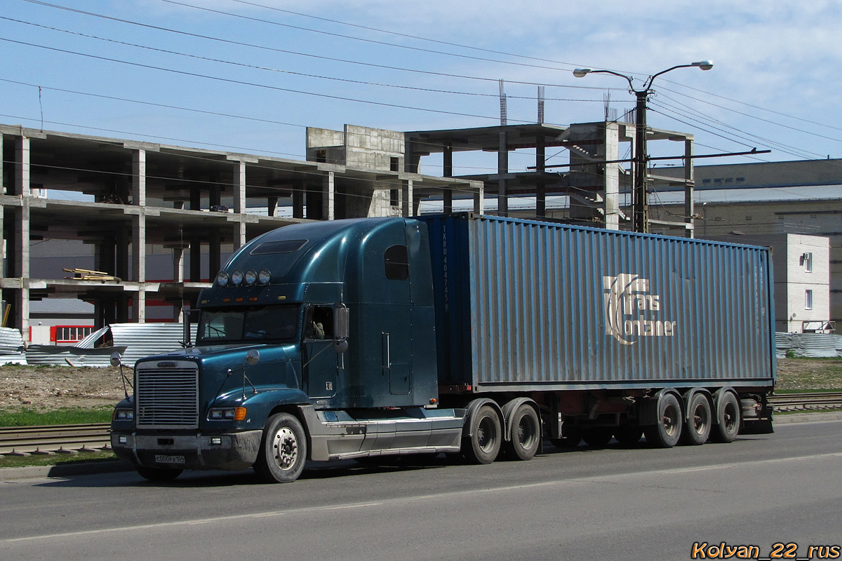 Алтайский край, № С 050 РХ 154 — Freightliner FLD 120